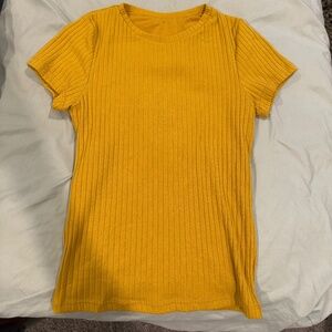 cute yellow tee